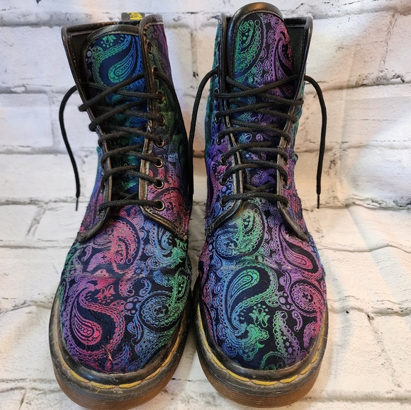 Vintage 1990's Dr Martin shoes - Picture 2 of 11